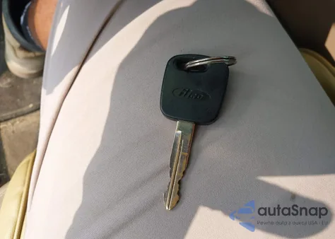 2002 Lincoln Ls V8 Auto z USA, uszkodzony, nr VIN 1LNHM87A82Y705696